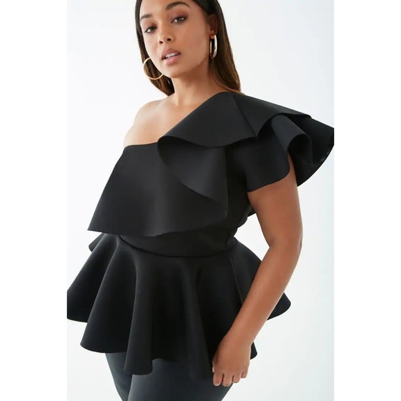 1x-3x Plus Size One-Shoulder Flounce Top - Picture 6 of 7